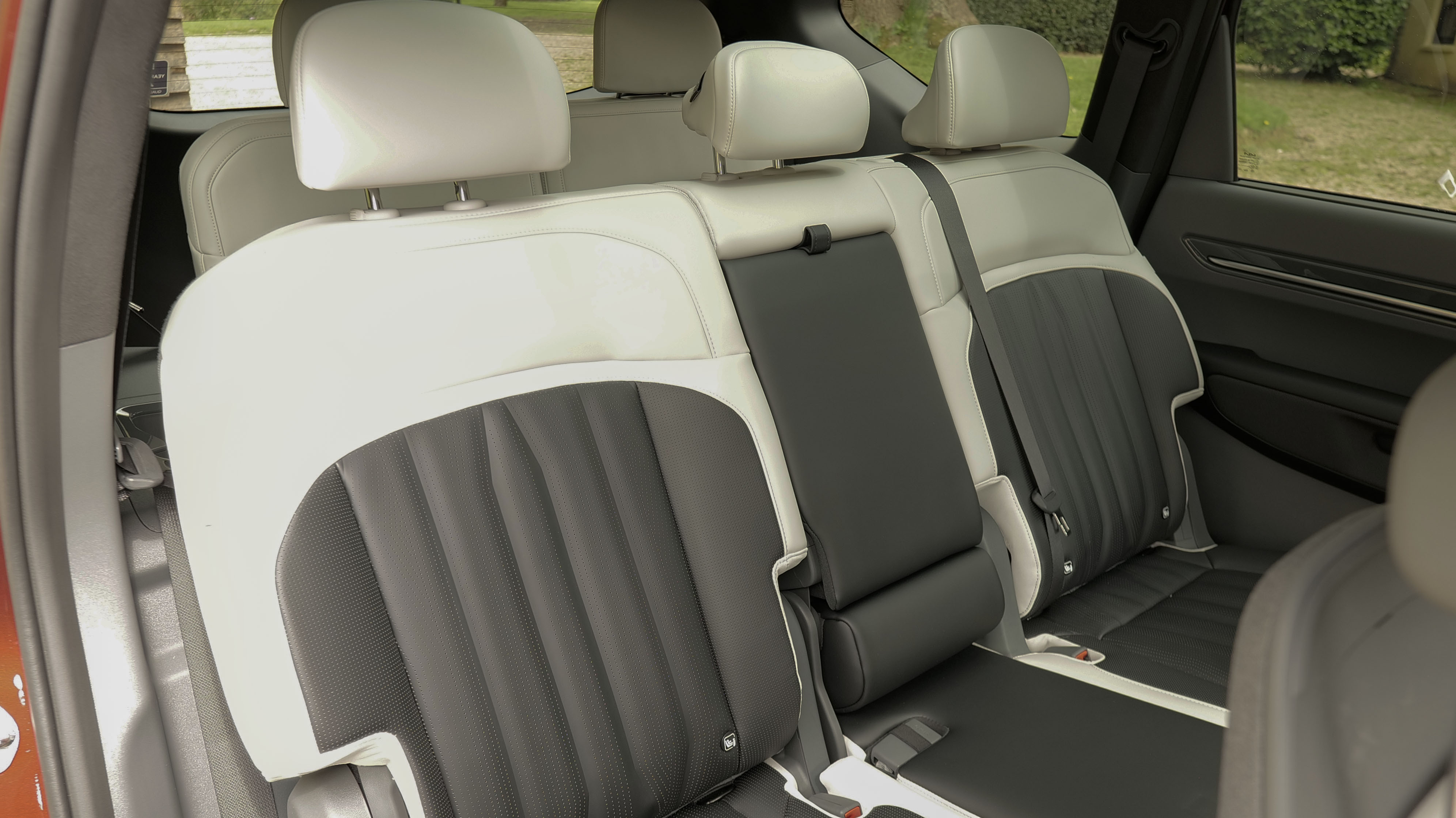 KIA EV9 ELECTRIC ESTATE 149kW Air 99.8kWh 5dr Auto